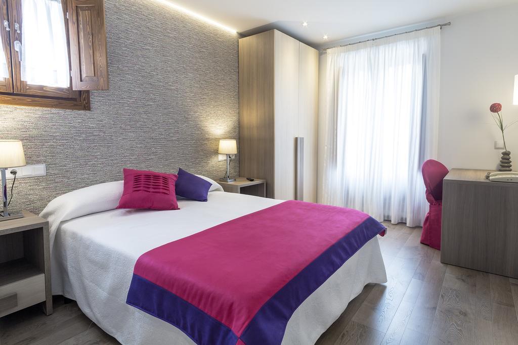 Hotel Rural Auñamendi Ochagavía Kamer foto